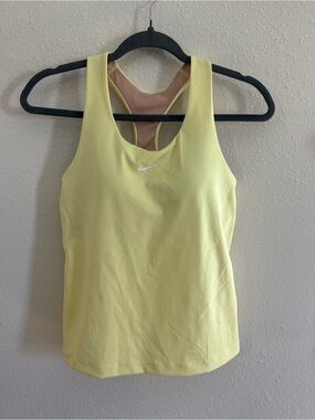 Nike Dri-FIT Swoosh Butter Yellow Padded Sports Bra Tank Women’s S